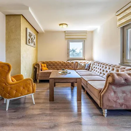 Casa vacanze Stunning In Pola