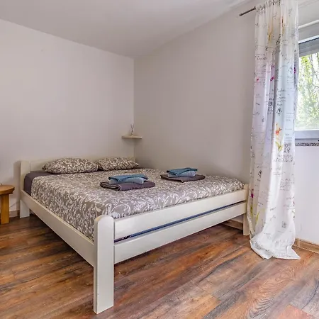 Awesome Home In Pula With Wifi