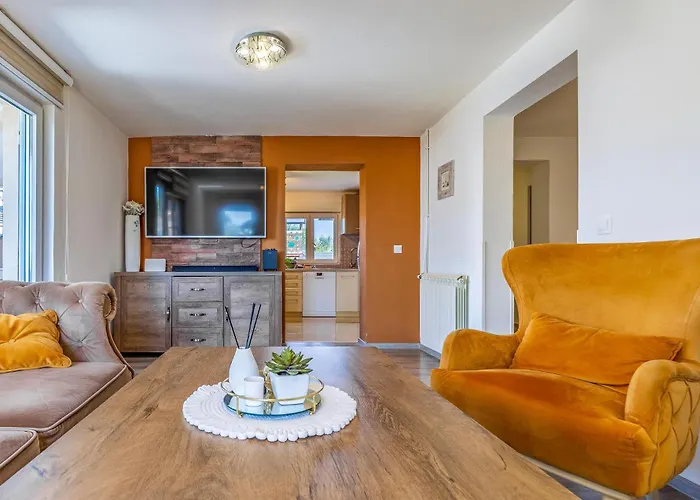 Stunning In Будинок відпочинку